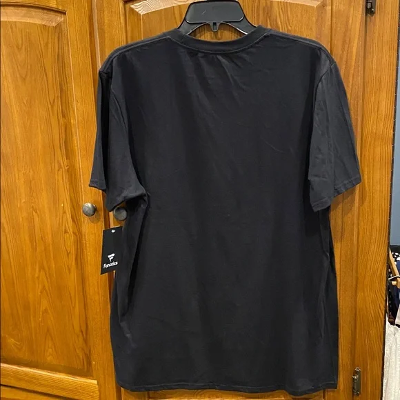 NWT Fanatics Knicks Black T-Shirt size large - Picture 3 of 3